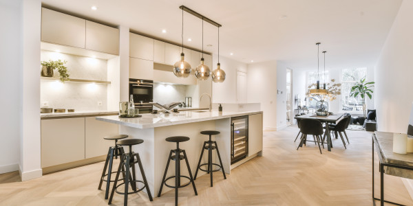Comprar / Vender Apartamentos y Lofts en Lleida · con Cocinas y Baños de Diseño
