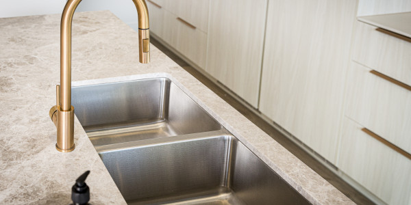 Comprar / Vender Casas Unifamiliares y Chalets en Lleida · con Cocinas de Diseño