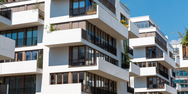 Comprar / Vender Dúplex y Áticos en Lleida · con Ventanas Insonorizadas y Aislantes